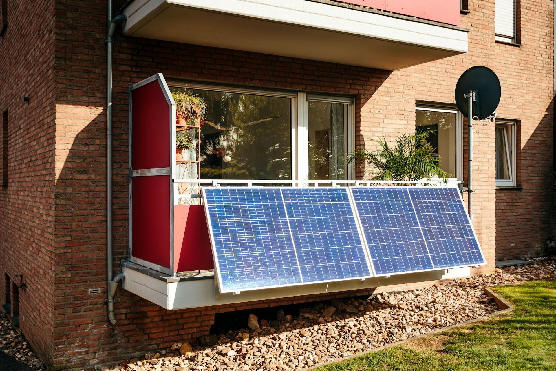 Balkonsolar_C_Unsplash_yuma-solar – Yuma Solar auf Unsplash